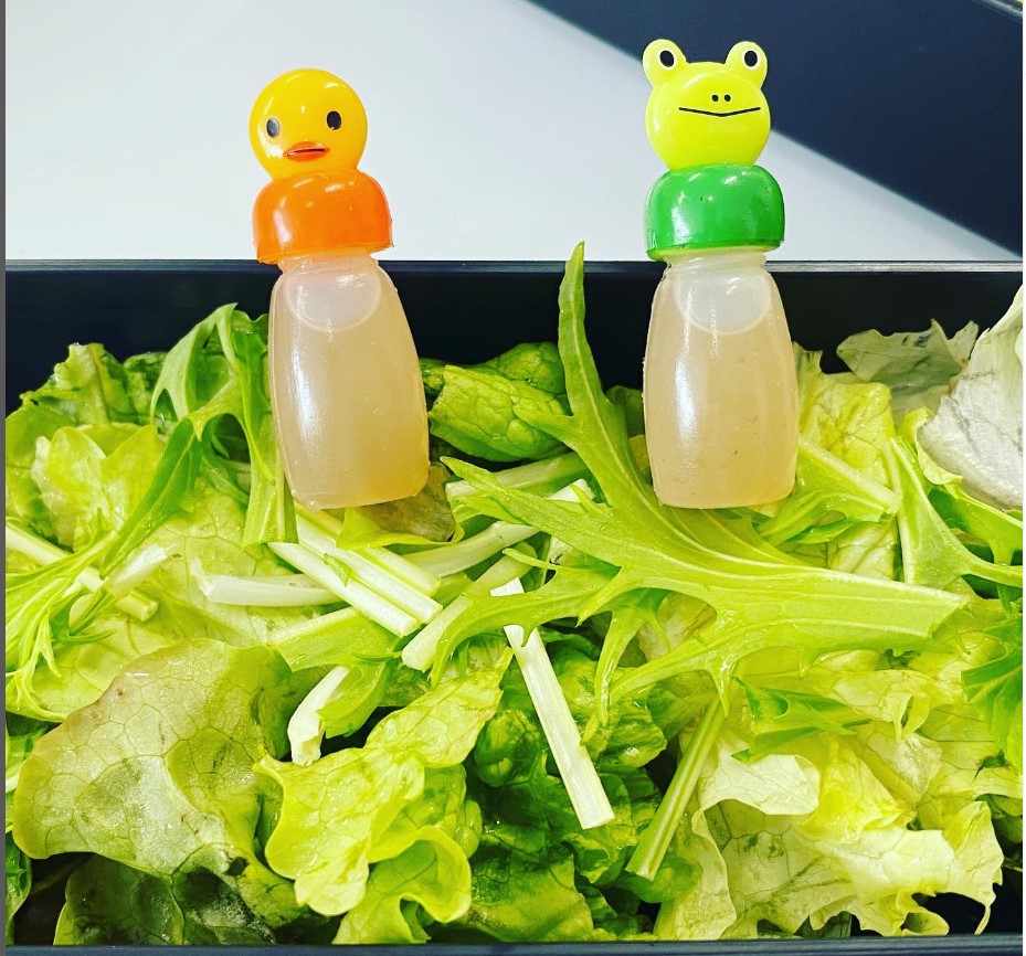100ml 200ml 150ml oil bottle Plastic Condiment Squeeze Squirt Bottle with Twist On Cap Lids for Ketchup,Sauce Factory price