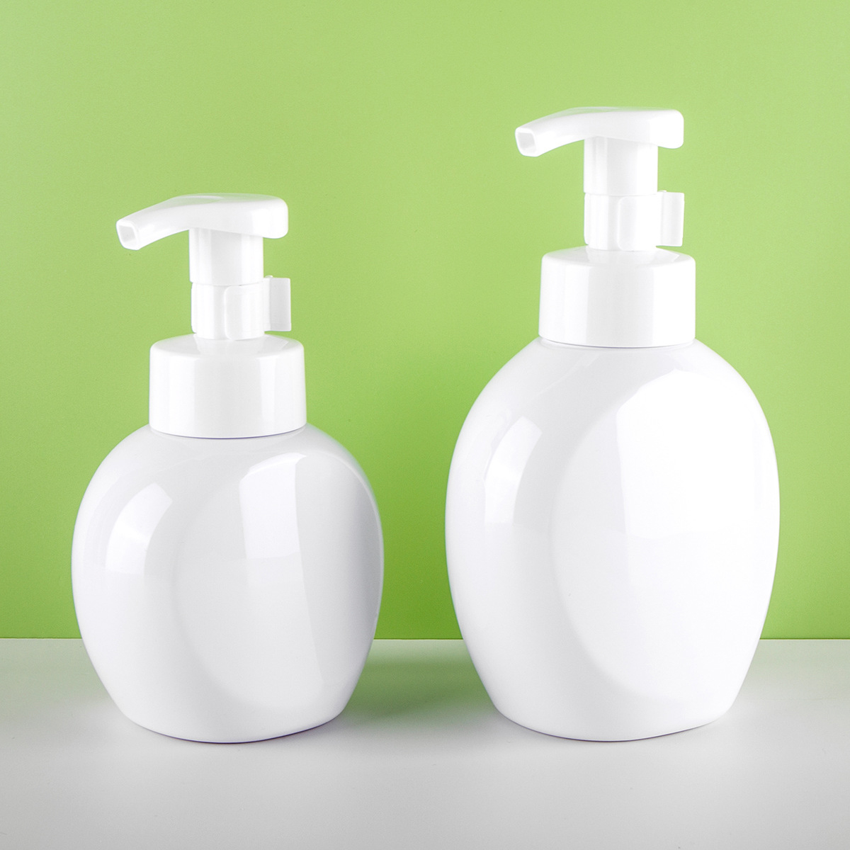 Foam Pump bottle 200ml 300ml 8oz 10oz 12oz 15oz Color Plastic Baby Lotion Bottle Press flower Foam Customized Packaging