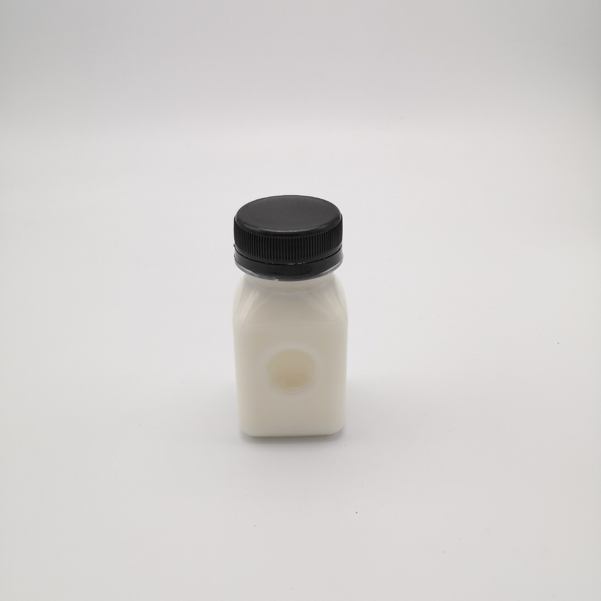 Wholesale Custom 100ML 250ML 400ML 3oz 8oz 10oz Square Bottle PET Plastic Juice Bottles Drink Container with Sealed Caps