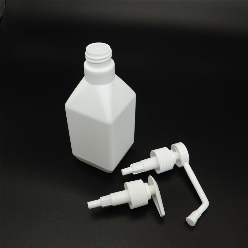 Clear Empty Spray Bottle PET Plastic Bottles with Super fine Mist Trigger Sprayer Leak-proof for Cleaning Products Garden