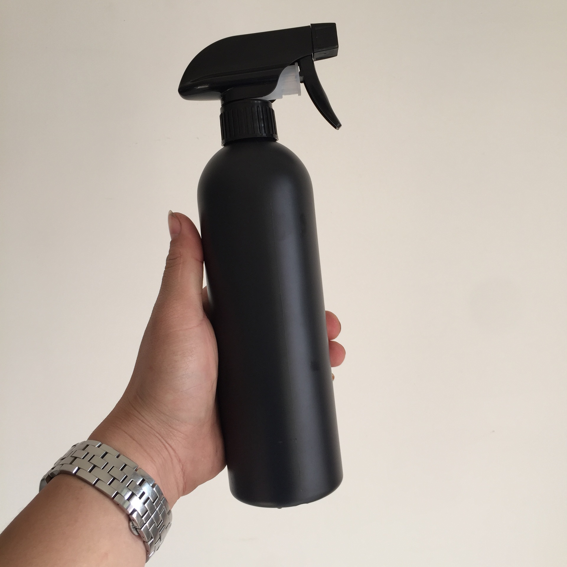 300ml 500ml 1L  Customized  White Matte Black Empty Hand Sanitizer Bottle Cleaning Trigger Spray Bottle customize packaging