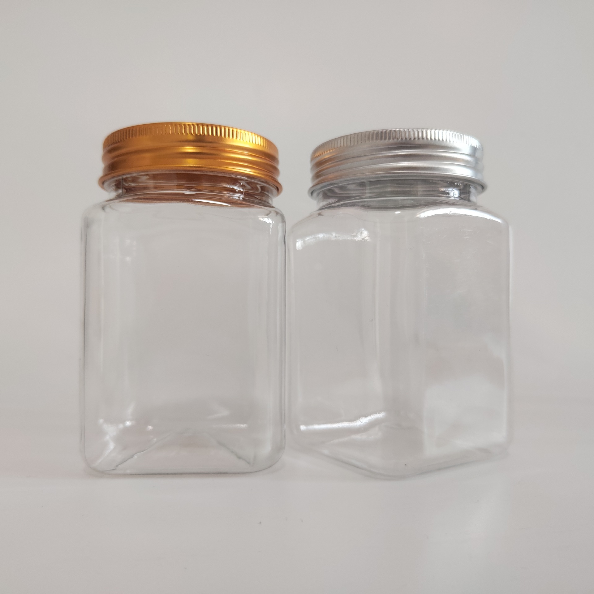 Free Samples 200ml 250ml 300ml Plastic Cream Jar for Facial Scrub Hair Care Packaging Customize Cosmetic Container