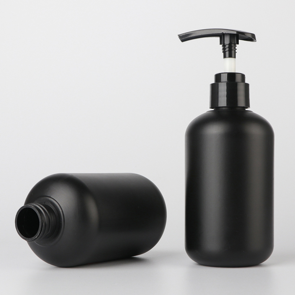 Black Shampoo Bottles 250ml 8oz Glossy Black PET Shower Gel Bottle Frosted Matte Black Lotions Bottle Logo Label Sticker 500ml