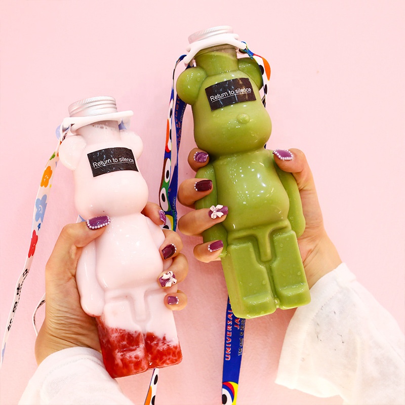 400ml 500ml 700ml Bear Bottle Drink Cold Drinks Fresh Juice Beverage PET Milk Bottle Animal Drink Milk Container with Cap