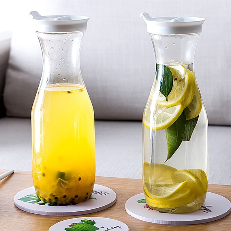 Wholesale Hot Sell 1L 1.5L Pitcher Juice Carafe Plastic Beverage Carafe With Lid Customized Logo for Cold Juice,Cafe