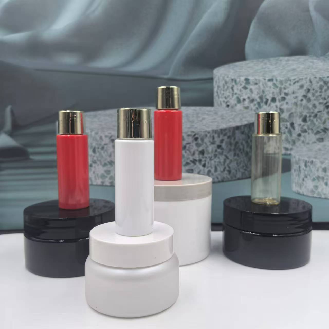 10ml 15ml 20ml 25ml PET Screw Cap Cosmetic Dispensing Bottle Plastic Skincare and Toner Container