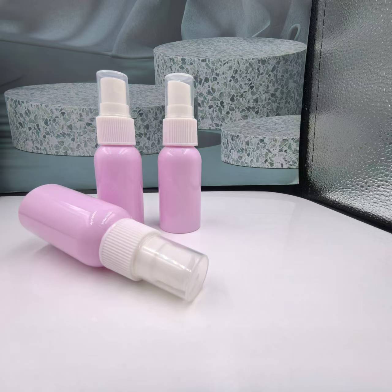 20ml plastic fine mist spray bottle for face or alcohol Hair Oil Medicine Liquid Bottle With Pump