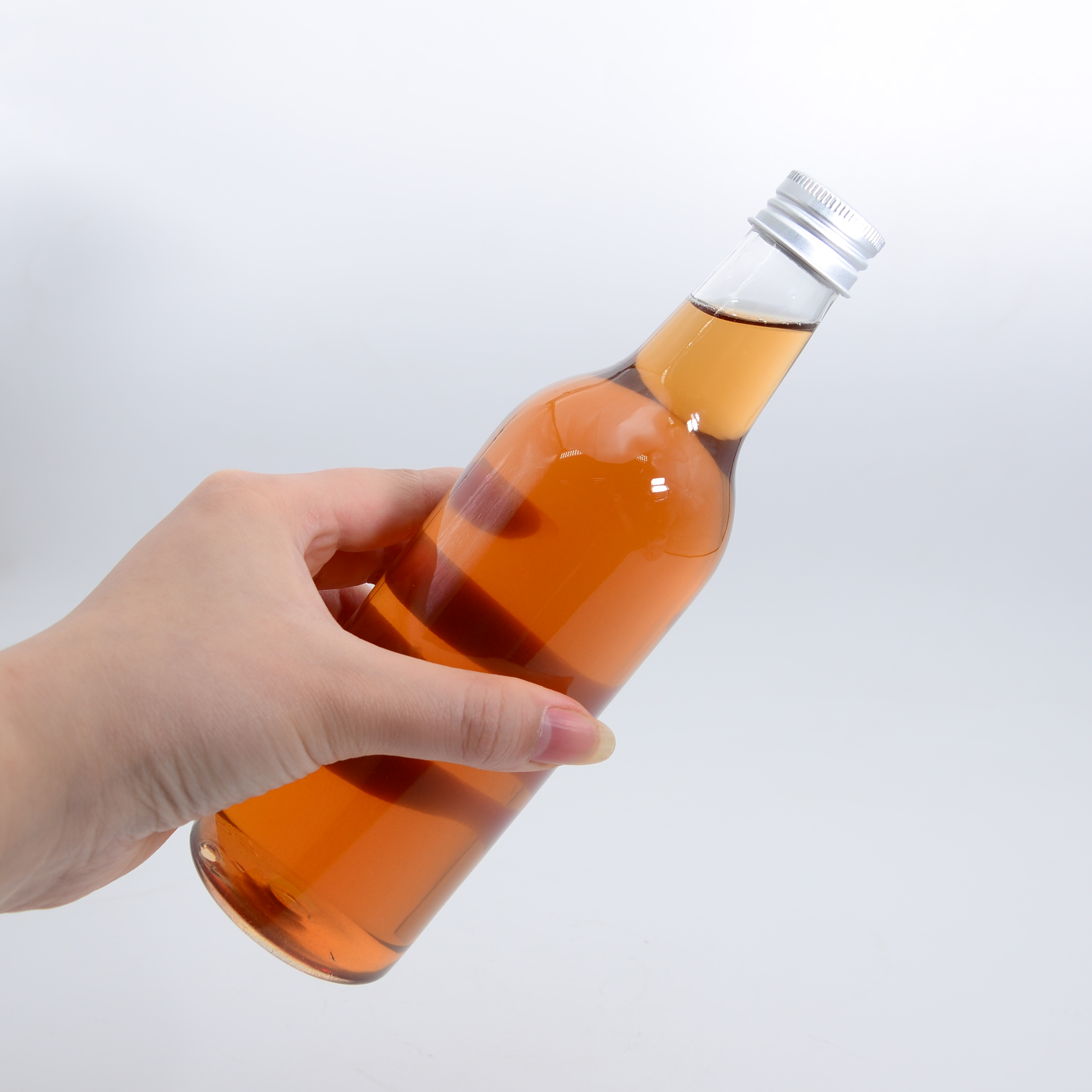 Long Neck Clear Juice Bottle Plastic PET Beer wine Bottles 120ml 150ml 200ml 300ml Carbonated Drinks Soda Jar with Aluminum Cap