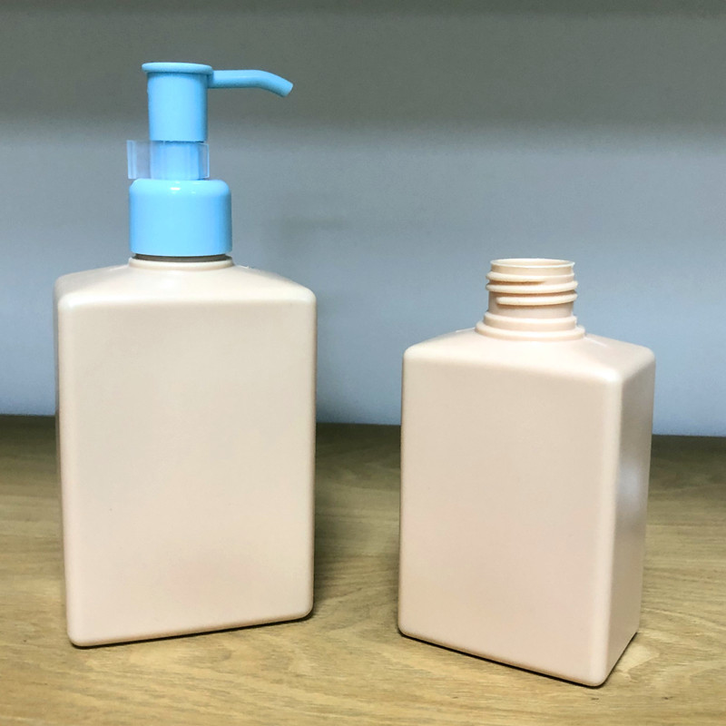 Luxury Shampoo Cream Bottle Customize Cosmetic Packaging 300ml 500ml Matte Soft Touch Pump Bottle Lotion Soap Liquid Container