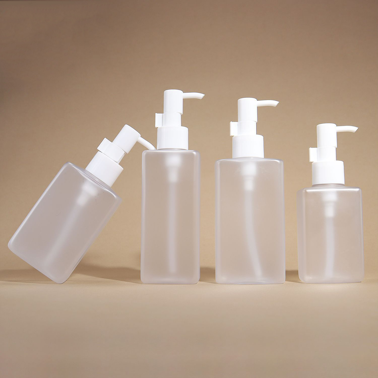 Custom Clear Matte Bottle 100ml 150ml 200ml Cosmetic Packaging Frosted Plastic Hair Oil Body Essential Oil Lock Pump Bottle