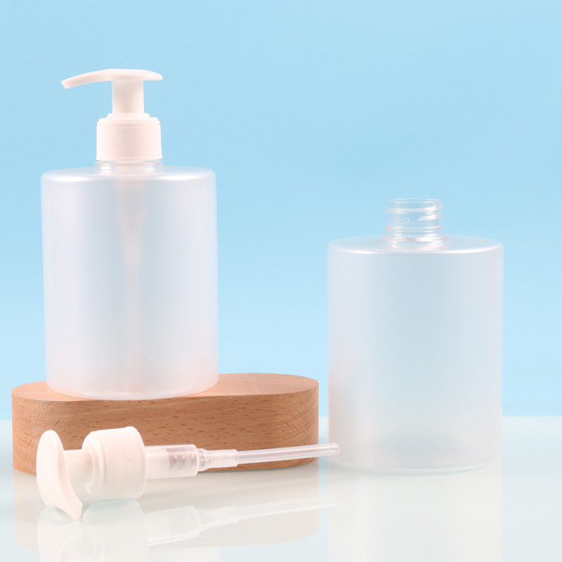 custom 150ml 300ml Clear Frosted PET plastic Round Shoulder Shampoo Bottle With Pump Makeup Remover Oil Dispenser Bottle
