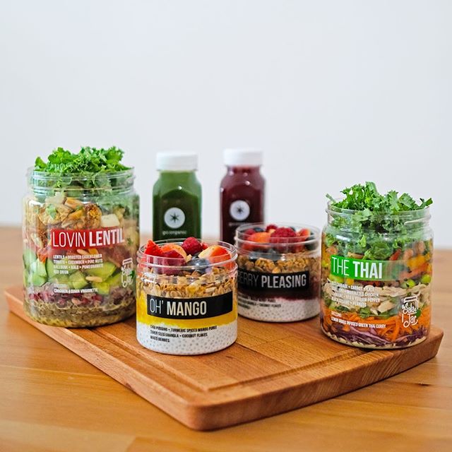 8oz 32oz 16oz PET round clear disposable vegetable fruit salad container plastic wide mouth takeaway jar with lid