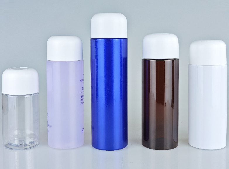 Custom 120ml 180ml 200ml Round cosmetic container packaging transparent toner bottles Plastic toner bottle with disc cap