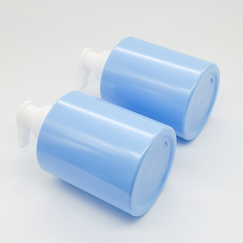 Color 250ml Shampoo and Conditioner Bottles 300ml 350ml Plastic shower gel bottles 500ml with pump dispenser cap