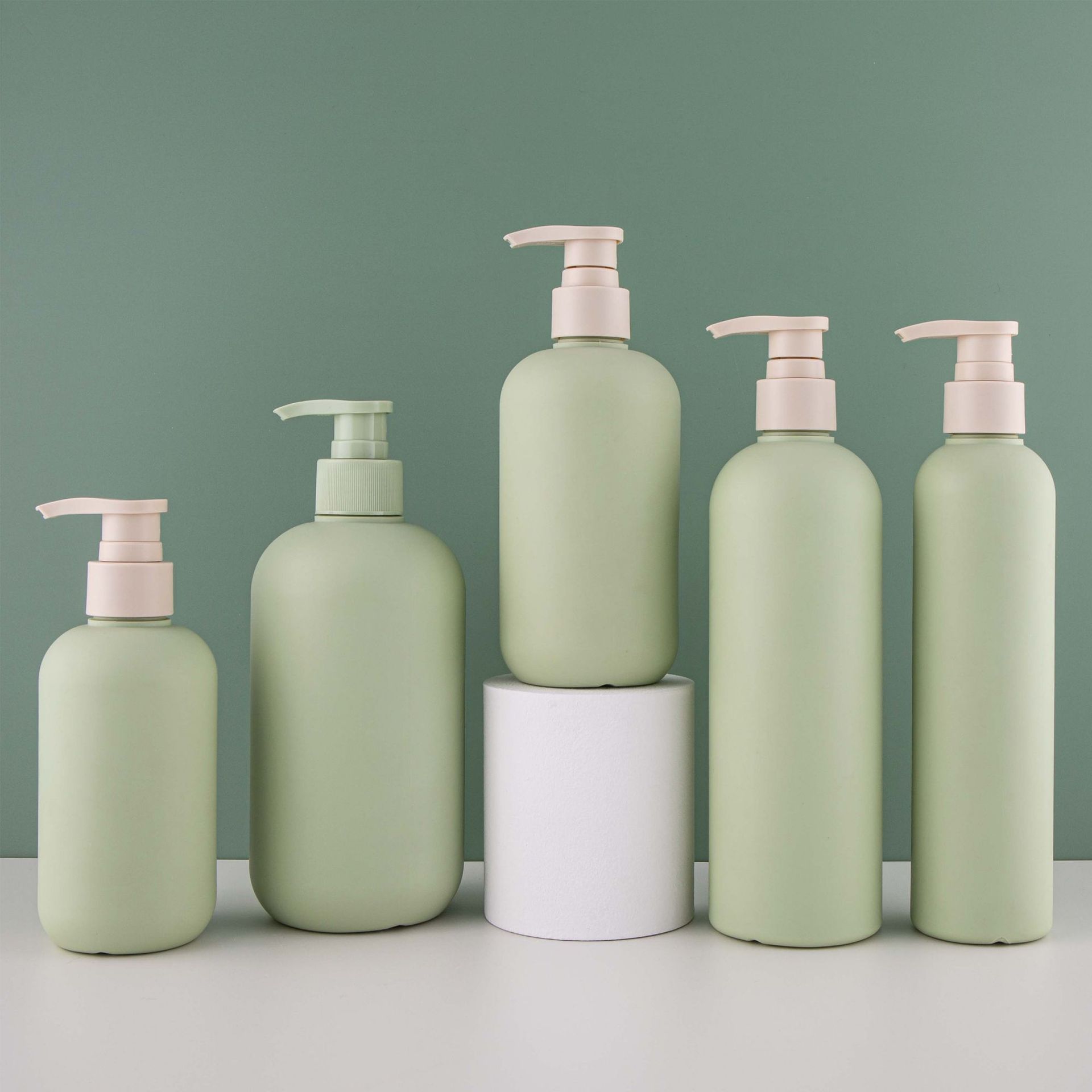 250ml 300ml 500ml PET Plastic White Green Black Soft Touch Matte HDPE Lotion Pump Bottle Flip Cap Shampoo Body Wash Bottle