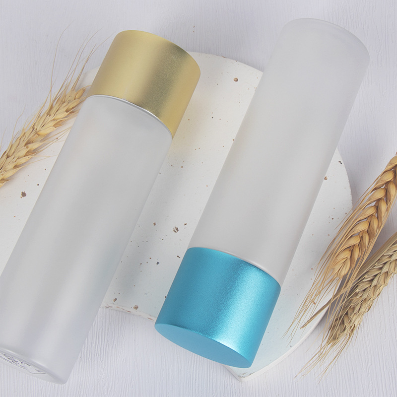 Luxury Frosted Facial Skin Care Plastic PET 200ml 150ml 120ml 100ml Cosmetic Toner Bottle Customize Package With Gold Screw Cap
