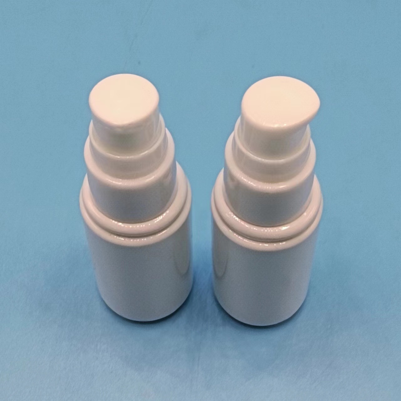 White 30ml Cosmetics Skincare sub-bottle Serum Foundation Lotion Hand Cream Press Pump Bottle PET Plastic Dispenser Bottle 1 oz