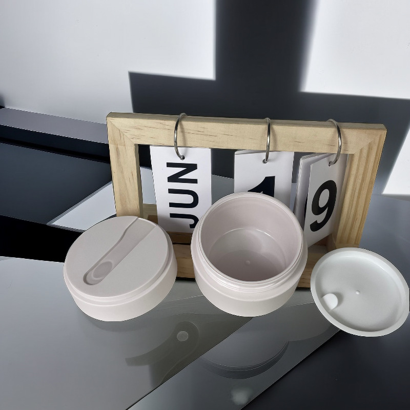 100g Empty Plastic wide mouth  Double pp skin care bottle  Cosmetics packaging Plastic Cream Jars With Spoon