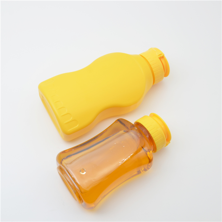 Spot 300ml 360ml food grade PET flat tomato sauce tomato salad seasoning sauce squeeze bottle