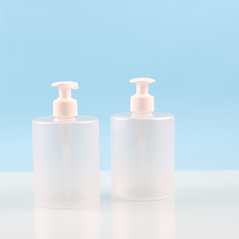 custom 150ml 300ml Clear Frosted PET plastic Round Shoulder Shampoo Bottle With Pump Makeup Remover Oil Dispenser Bottle