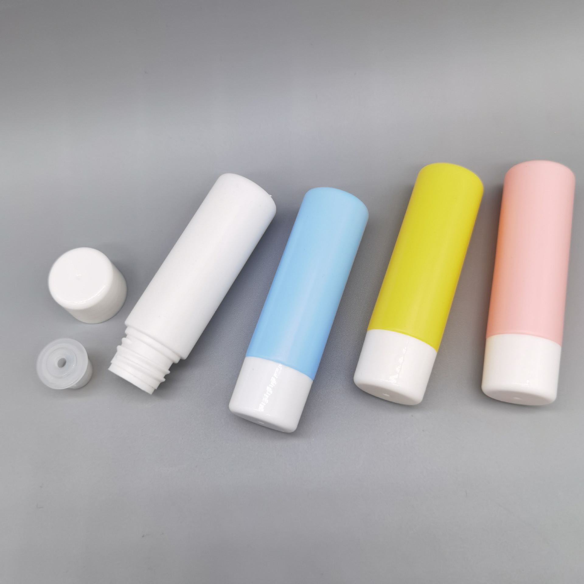 30ml 60ml 100ml Custom Colorful Travel Packaging Secure Tamper Evidence Packaging PE Plastic Lotion Bottles Soft Squeeze Bottle