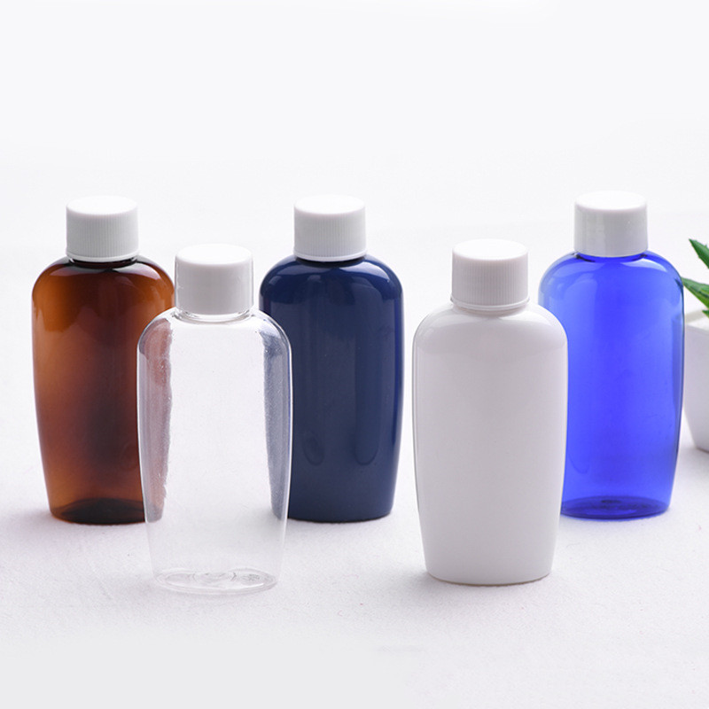 Travel Set Portable 60ml/2oz Flat Shoulder Plastic Bottle with Screw Cap for Packaging Toner Makeup Remover Bottle Oil Dispenser