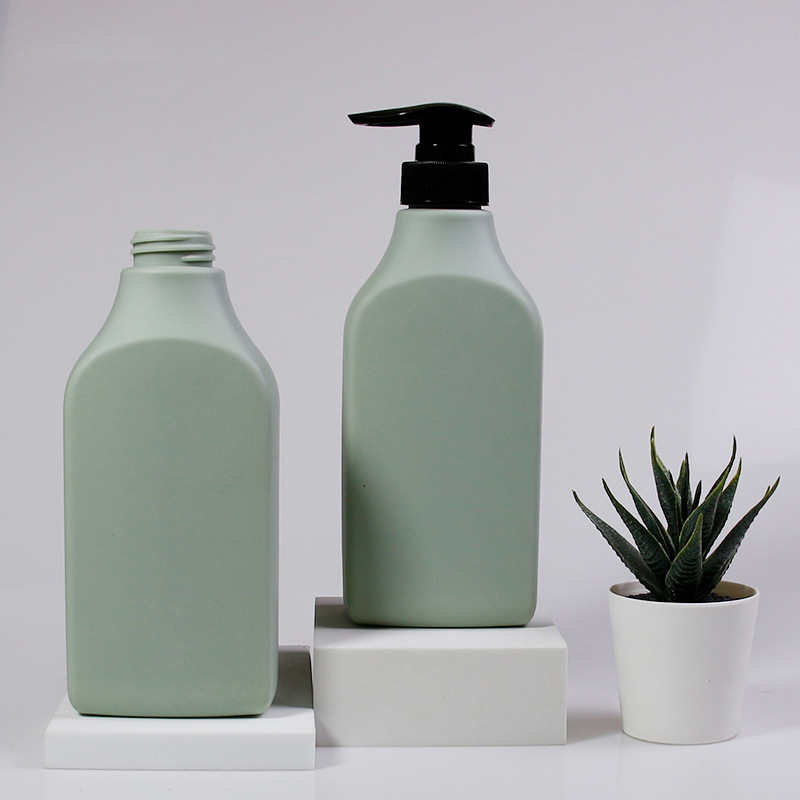 Custom high-end lotion bottle HDPE children's Shampoo Body Wash Bottle Pink 300ml 500ml soft touch plush shampoo bottle