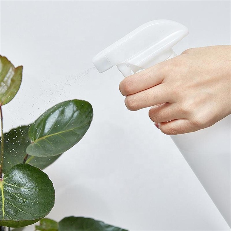 300ml 500ml 1L  Customized  White Matte Black Empty Hand Sanitizer Bottle Cleaning Trigger Spray Bottle customize packaging