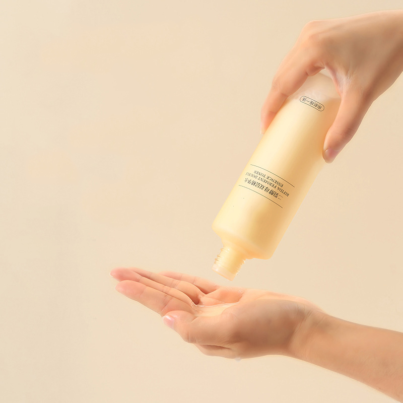 150ml 200ml 250ml 300ml 500ml Clear Matte Plastic Toner Bottles PP PET PE Cosmetic Packaging Round Liquid Bottle with Gold Lid