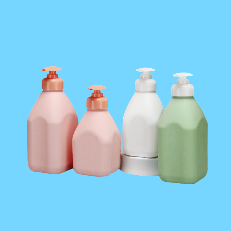 Shower gel empty bottles Green Plush Shampoo bottle 500ml flat square HDPE plastic bottle 300ml Pink Black pump dispenser