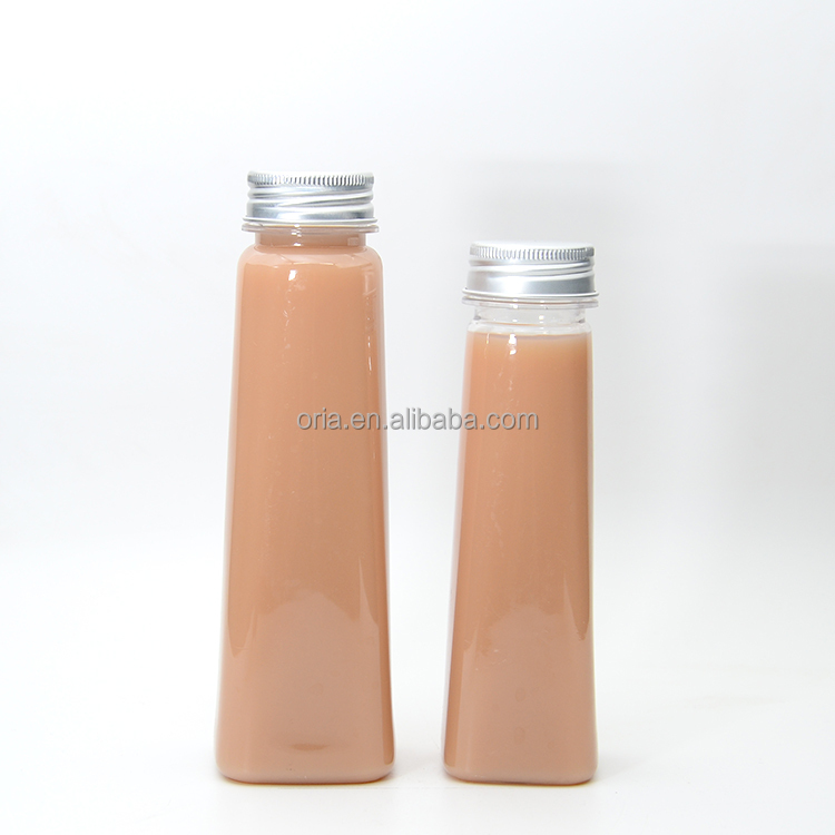 500ml 700ml 770ml 1L Plastic Juice Bottle Customize Clear Empty Drink Water bottle PET  PP Long Neck Round Drink Milk Bottles
