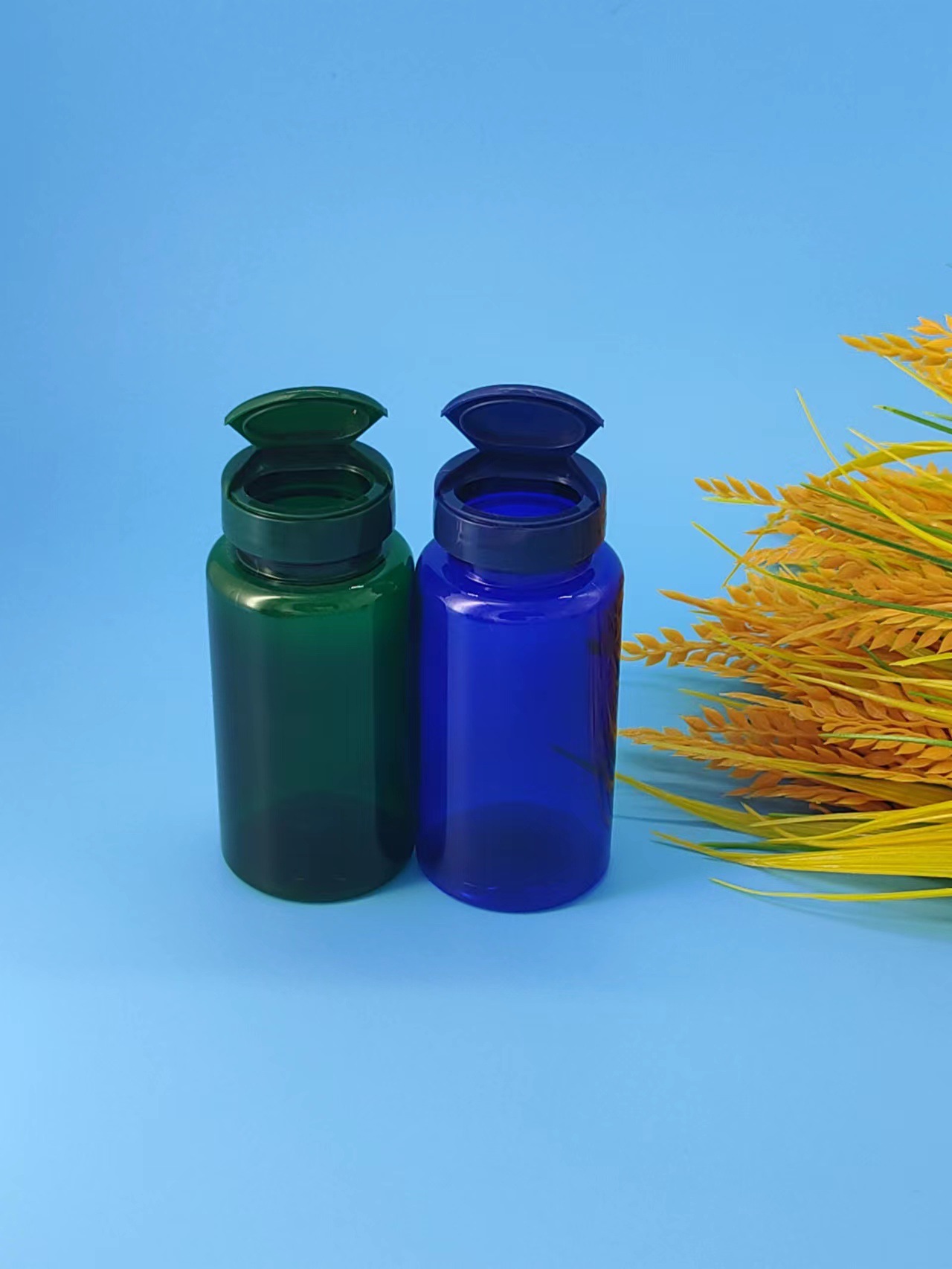 50ml 80ml 100ml 150ml Black Green Amber PET Capsule Bottle Packaging With Flip Top Cap Health Care Medicine Bottle