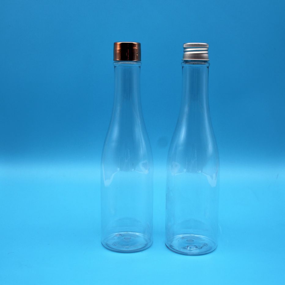 Long Neck Shaped 250ml 350ml 450ml 500ml Plastic Juice Wine Bottle With Aluminum Cap Tamper Proof Cap  8oz 16 oz Beverage Bottle